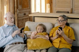 How Seniors Can Overcome Lack of Familiarity with Technology I StrongLink Technology I Sharanda Strong Henry