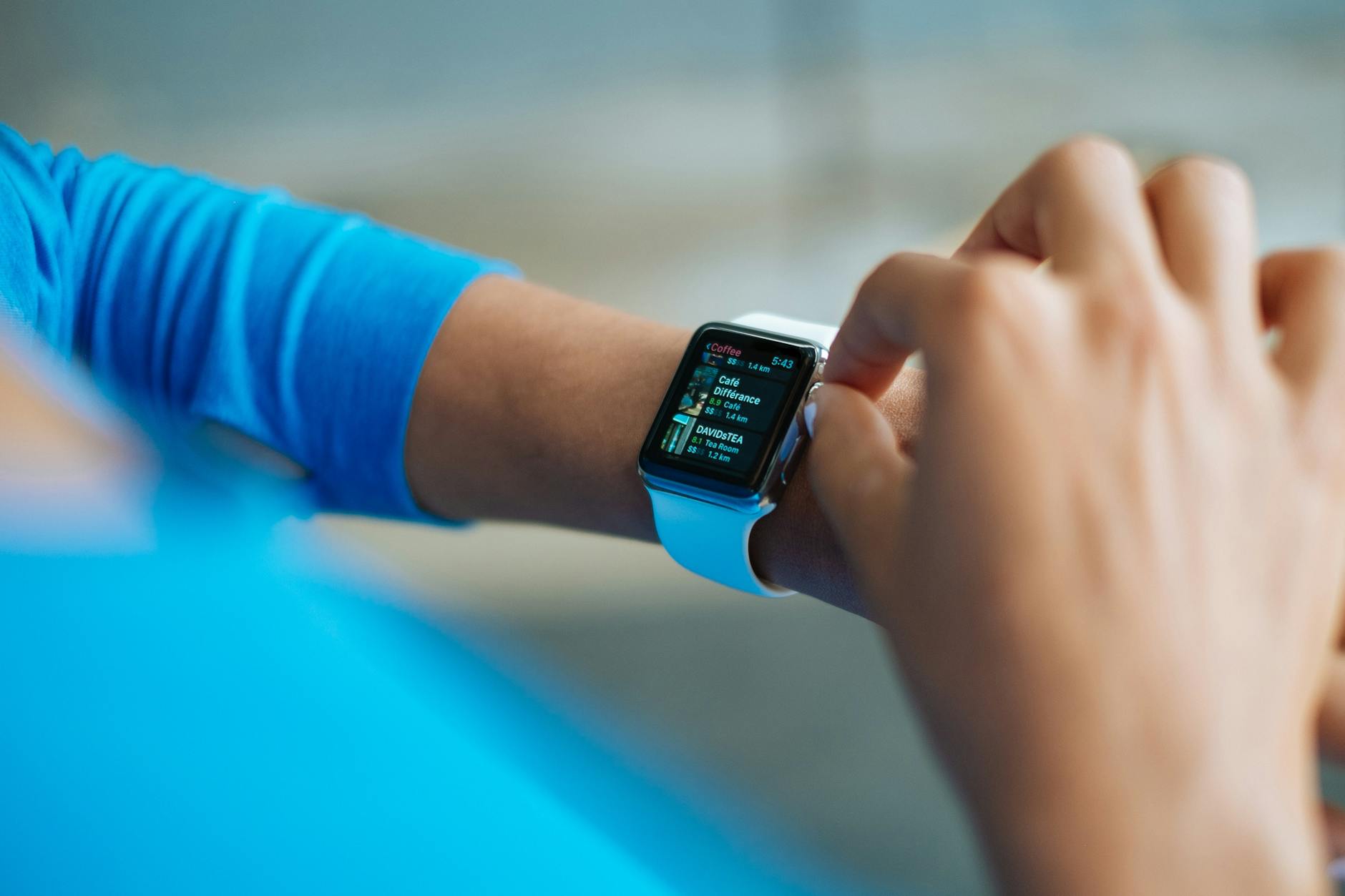 What You Should Know About Wearable Technology for Seniors I StrongLink Technology I Sharanda Strong Henry