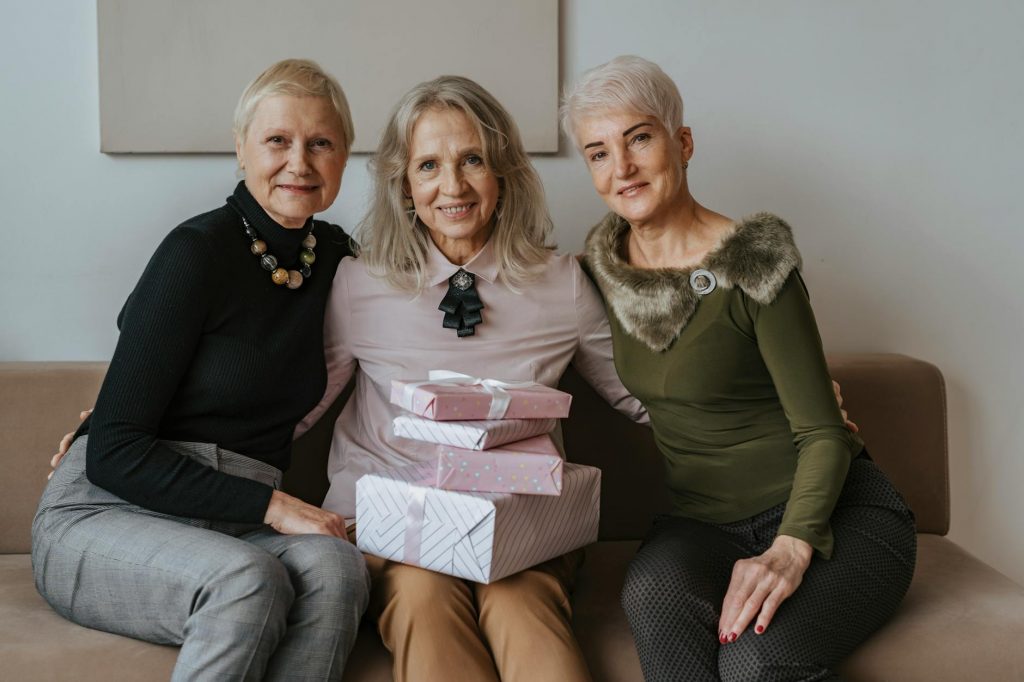 Best tech gifts for seniors I StrongLink Technology I Sharanda Strong Henry