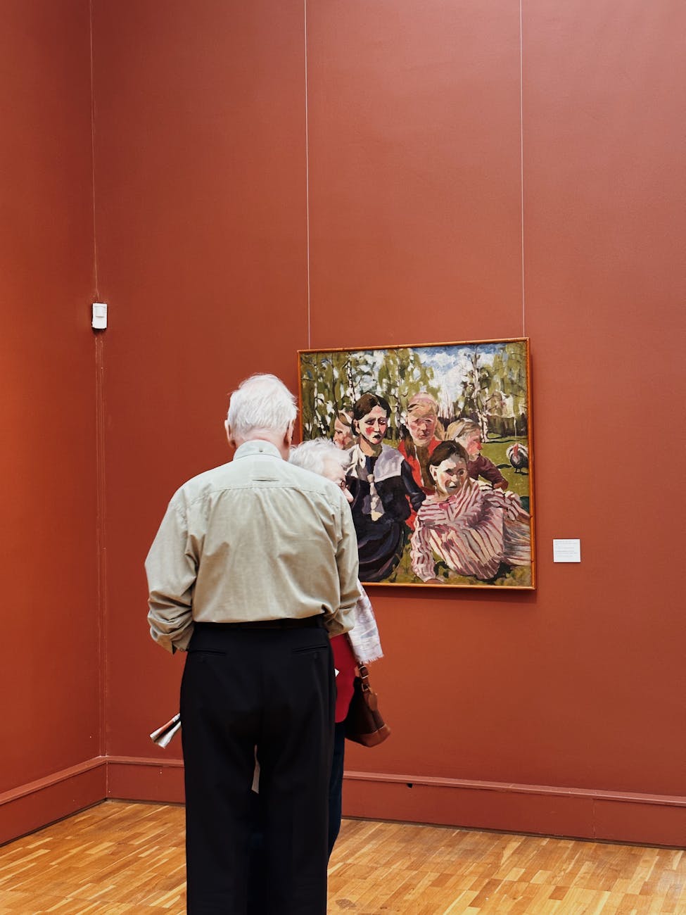 Virtual Museums for Seniors - How Technology Brings Art and Culture Closer
