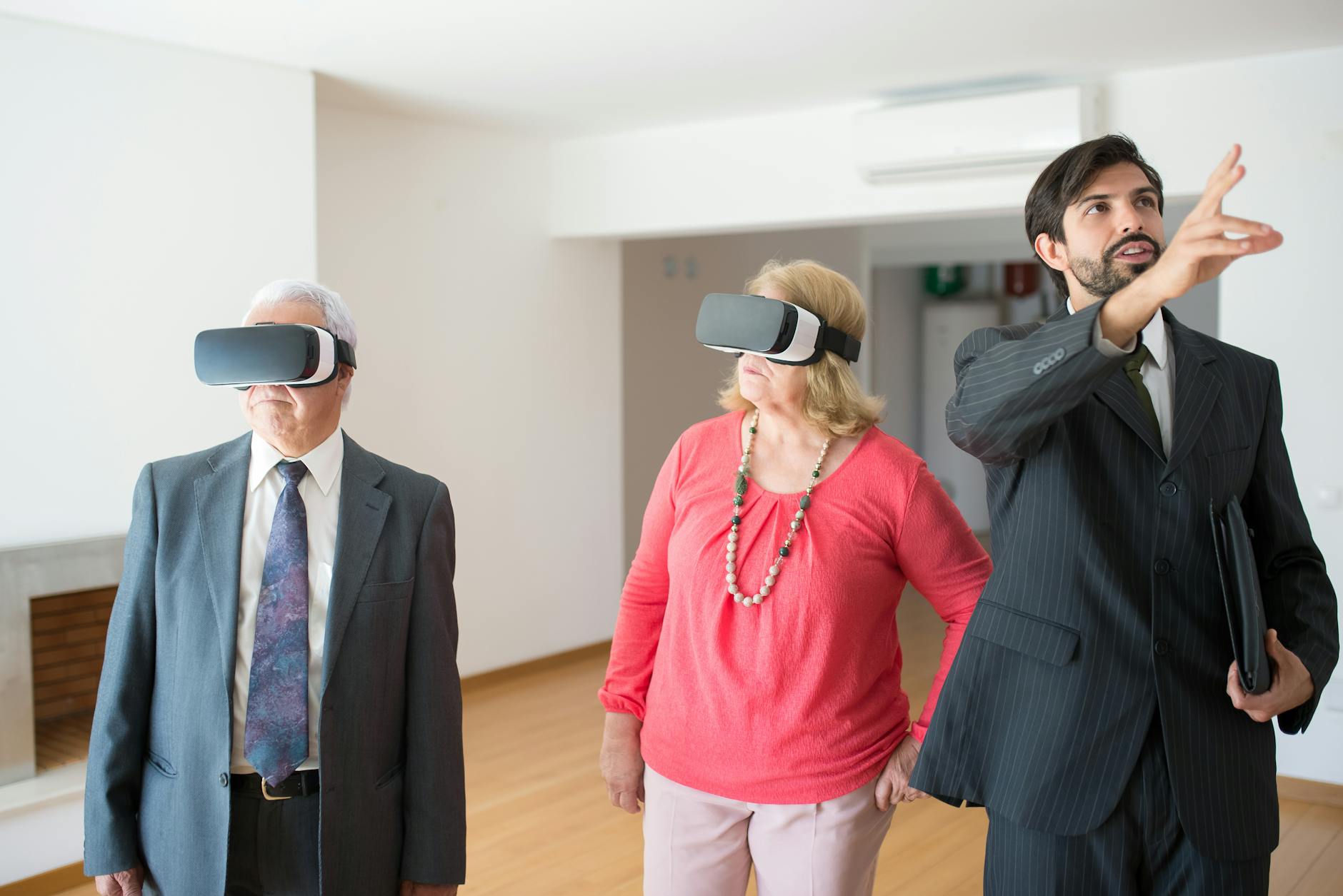 Virtual Museums for Seniors - How Technology Brings Art and Culture Closer